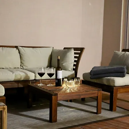 Townhouse In Puerto De Santiago Apartmán *